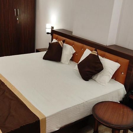Grand Pearl Hotel & Banquet Lucknow Ngoại thất bức ảnh